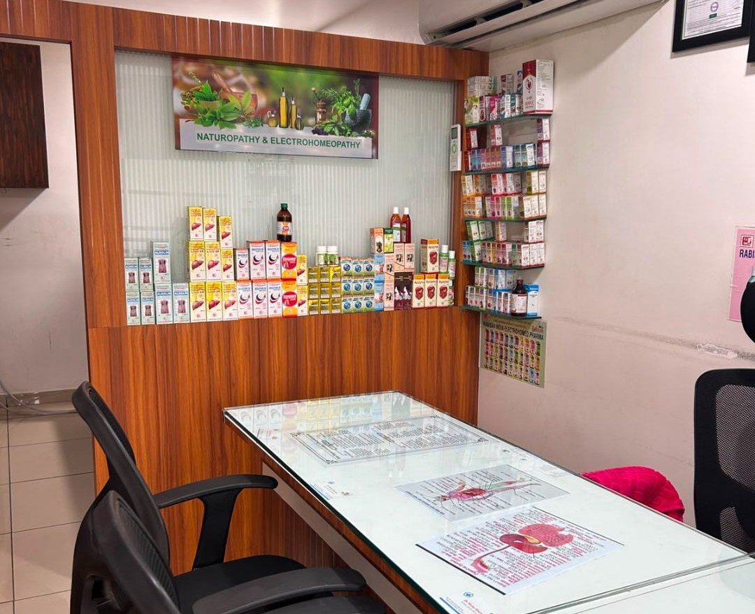 Consultation desk and Electrohomeopathy medicines at Shri Hari Clinic